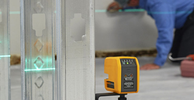 Niveaux laser Fluke 4/5 : quelles que soient les conditions, des lignes de niveaux toujours visibles