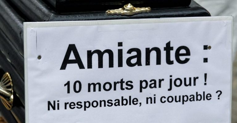 Amiante : les victimes interpellent Emmanuel Macron
